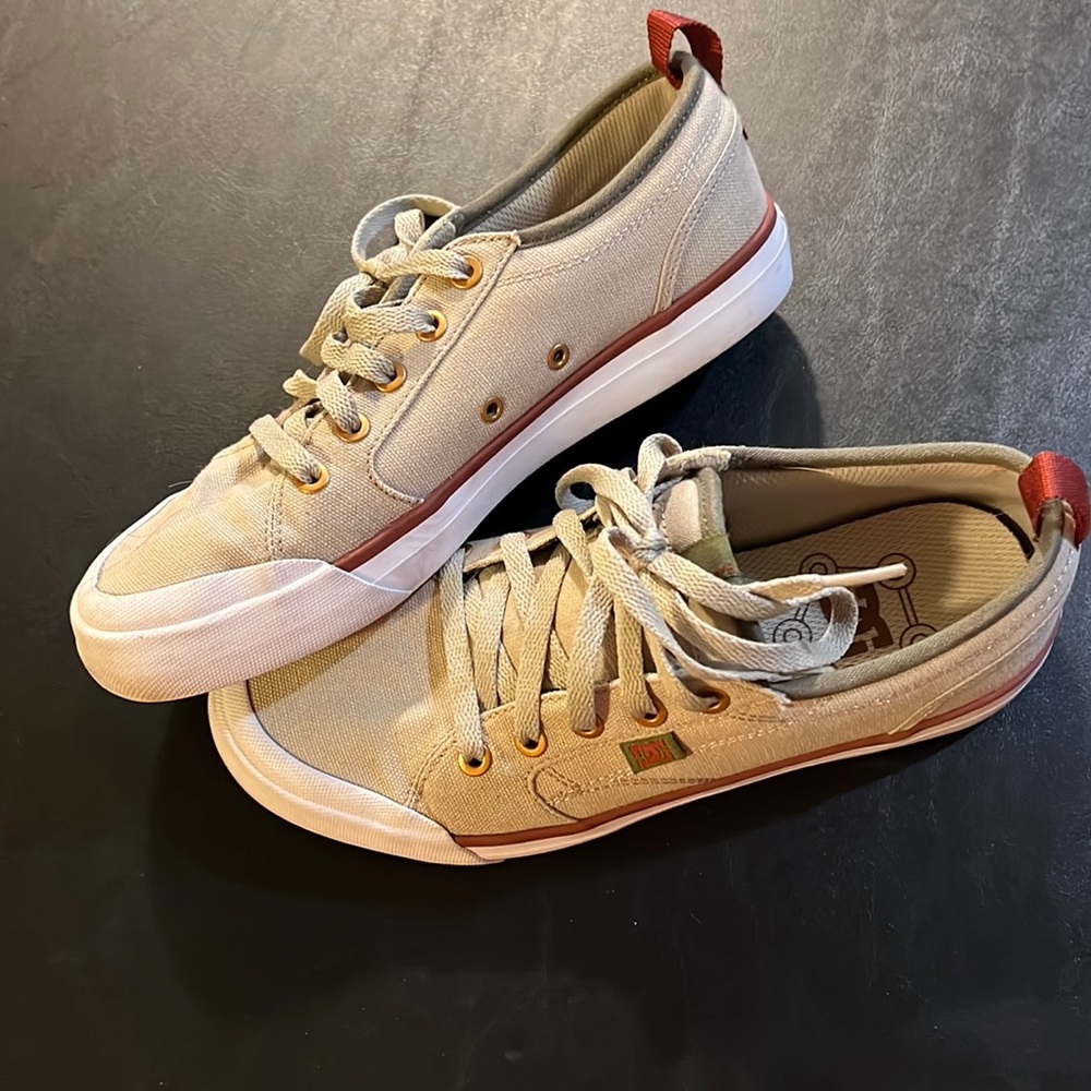 DC Women’s Shoes
